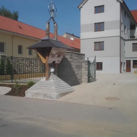 Tvarozek *** Brezová pod Bradlom